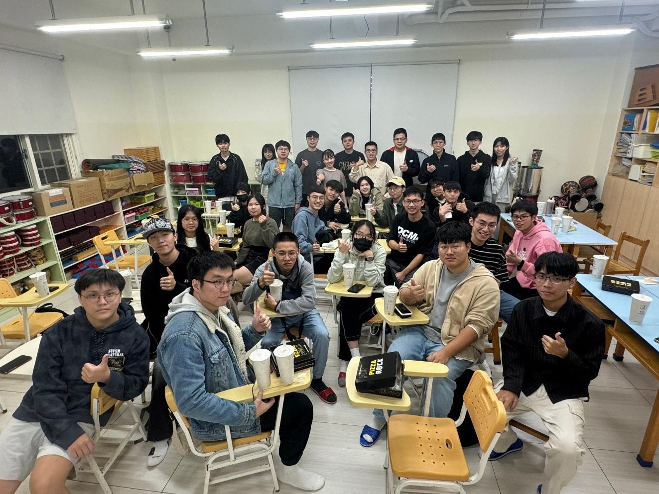 家教部門合照